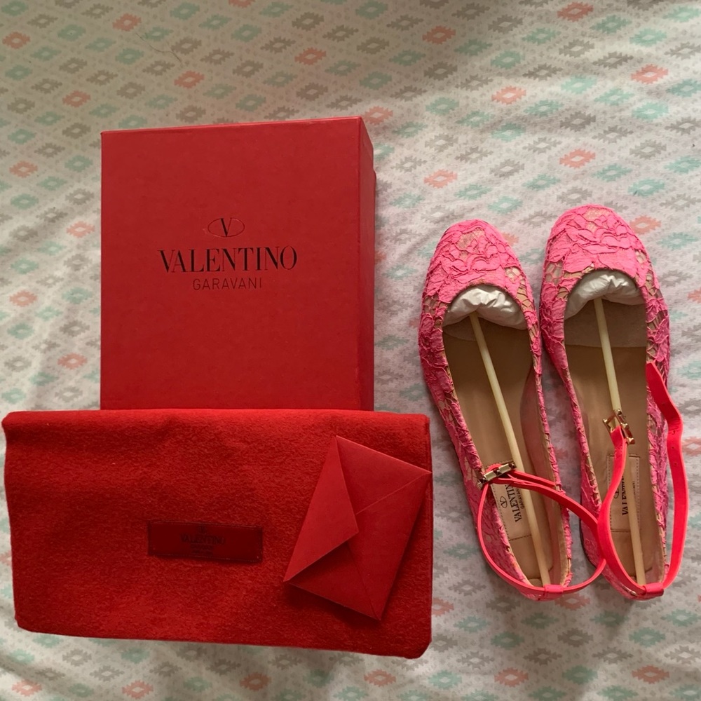 Valentino Garavani flats